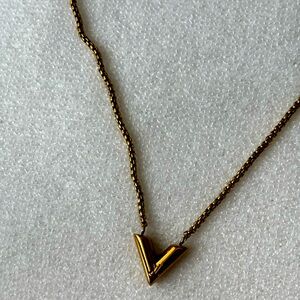 Louis Vuitton Necklace